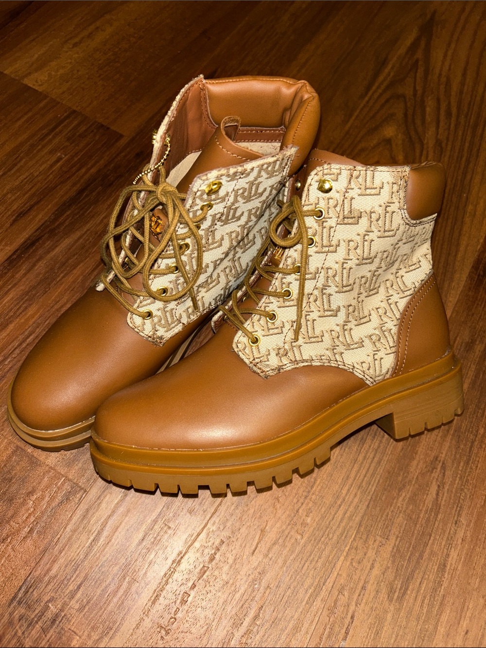 Lauren Ralph Lauren Carlee Brown Tan Leather Canvas Logo Lug Sole Street Boots 7